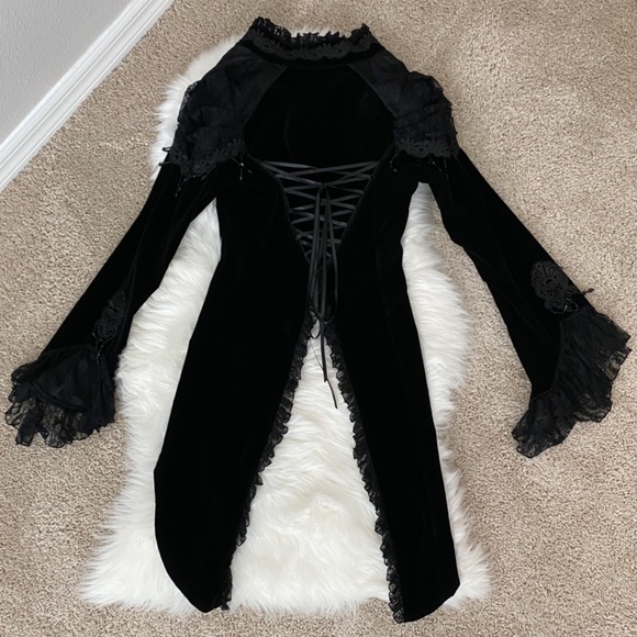VAMPIRE VICTORIAN JACKET SIZE M BLACK NWOT COSPLAY - Picture 3 of 6